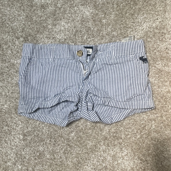 Blue striped shorts - Picture 1 of 1